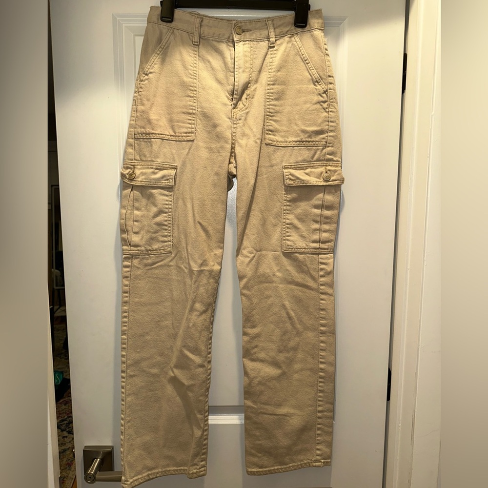 Cream/Tan Cargo Pants